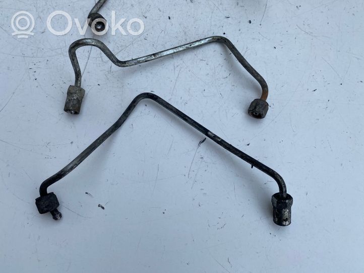 Toyota Avensis T250 Tuyau d'alimentation d'injecteur de carburant 