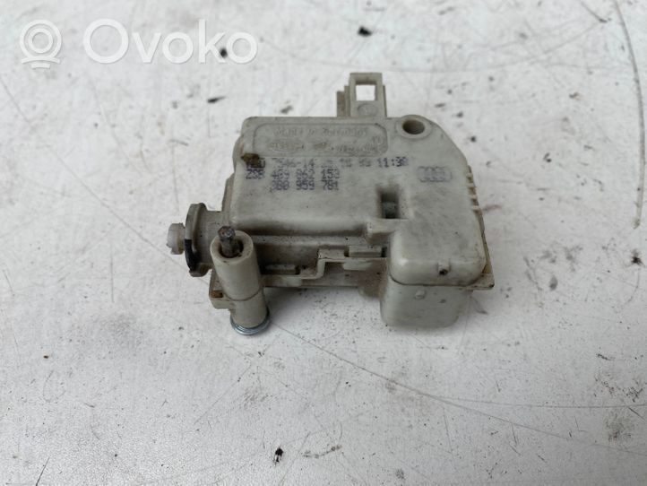 Audi A6 S6 C5 4B Verrouillage du bouchon du réservoir de carburant 3B0959781