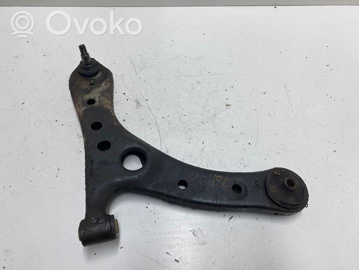 Toyota Avensis Verso Front lower control arm/wishbone 