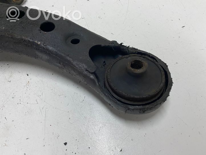 Toyota Avensis Verso Front lower control arm/wishbone 