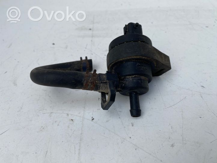 Saab 9-5 Vacuum valve 4670477