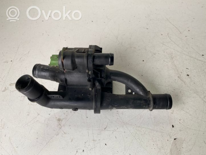 Ford Focus Termostatas/ termostato korpusas 9670253780