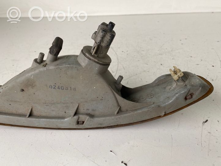 Toyota Camry Indicatore di direzione anteriore 121528B