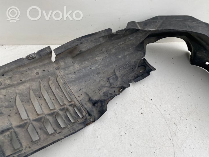 Toyota Avensis Verso Pare-boue passage de roue avant 5387644050