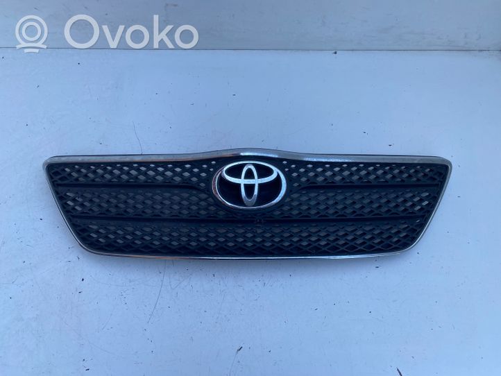 Toyota Corolla E120 E130 Grille calandre supérieure de pare-chocs avant 5311402010