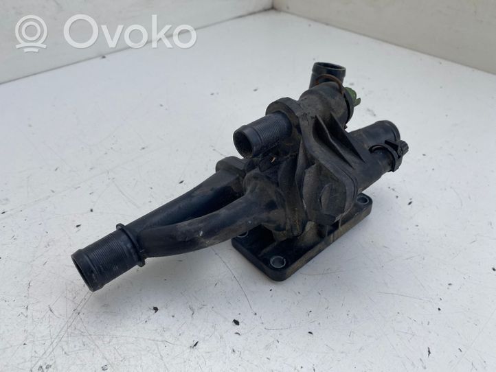 Ford Focus Termostato/alloggiamento del termostato 9670253780