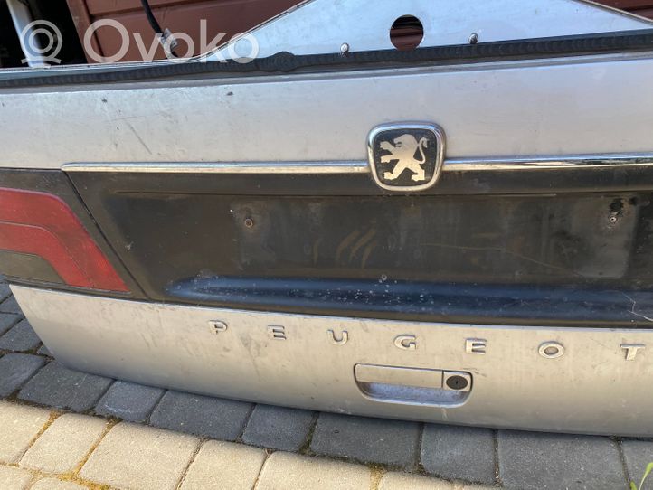 Peugeot 806 Tylna klapa bagażnika 1482030080