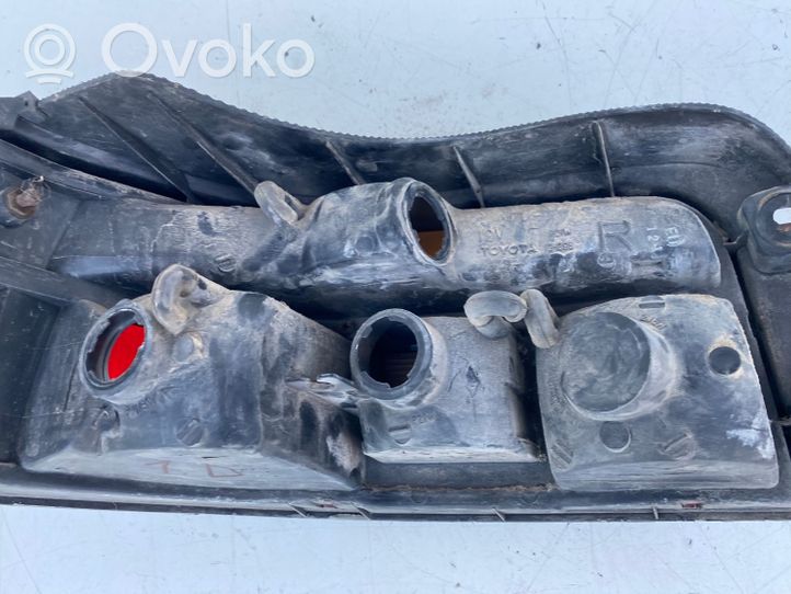 Toyota Corolla E90 Galinis žibintas kėbule 12295