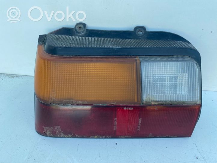 Toyota Corolla E80 Lampa tylna 12207