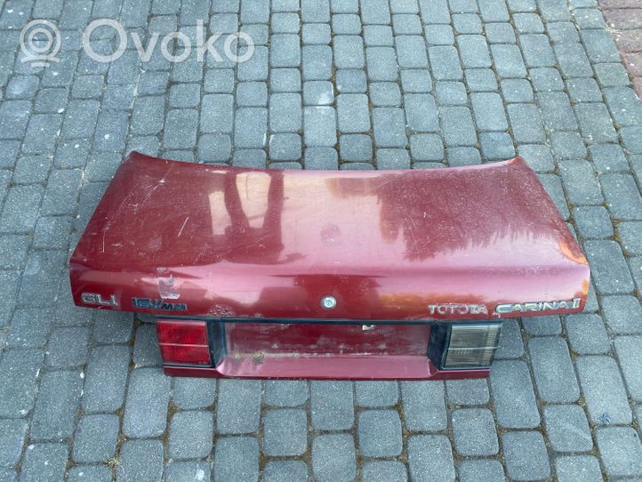 Toyota Carina T170 Aizmugurējais pārsegs (bagāžnieks) 