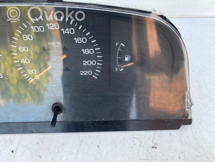 Toyota Carina T170 Compteur de vitesse tableau de bord 832002B501