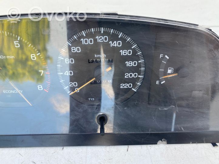 Toyota Carina T170 Compteur de vitesse tableau de bord 832002B450