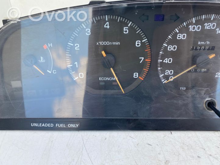 Toyota Carina T170 Compteur de vitesse tableau de bord 832002B450