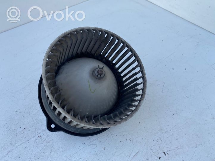 Toyota Corolla E90 Mazā radiatora ventilators 1940000071