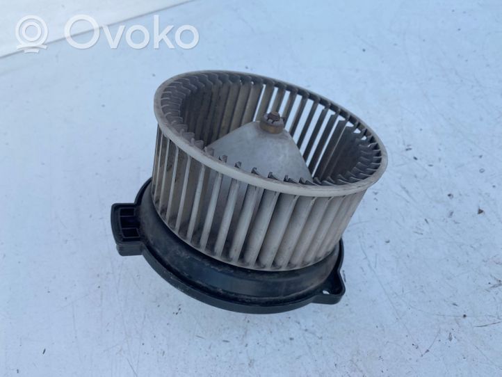 Toyota Corolla E90 Ventola riscaldamento/ventilatore abitacolo 1940000071