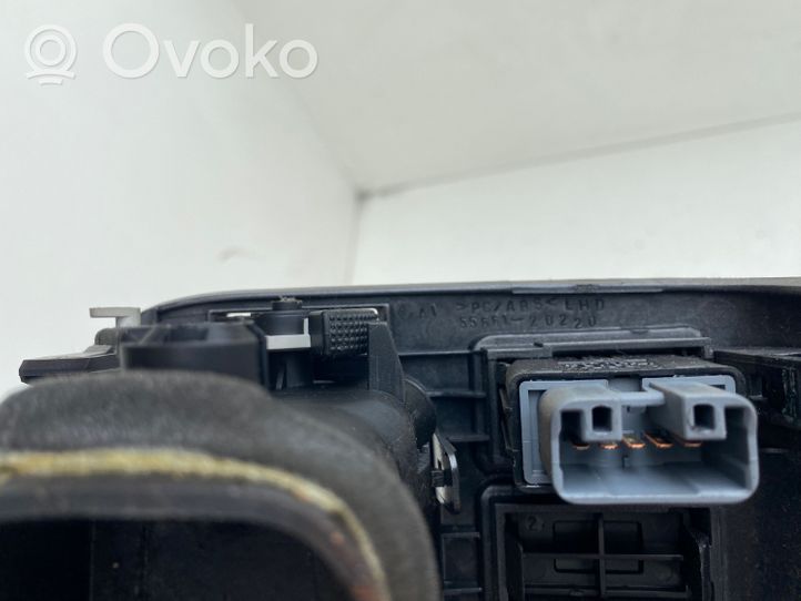Toyota Avensis T220 Copertura griglia di ventilazione laterale cruscotto 5566120220