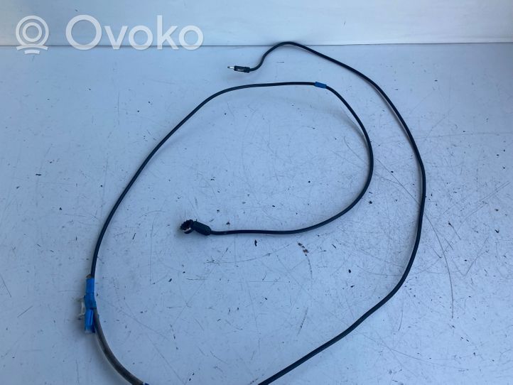 Toyota Avensis T220 Radion antenni 