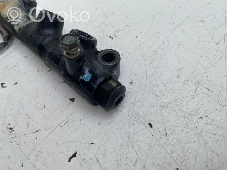 Toyota Avensis T220 Tuyau de conduite principale de carburant 8945812010