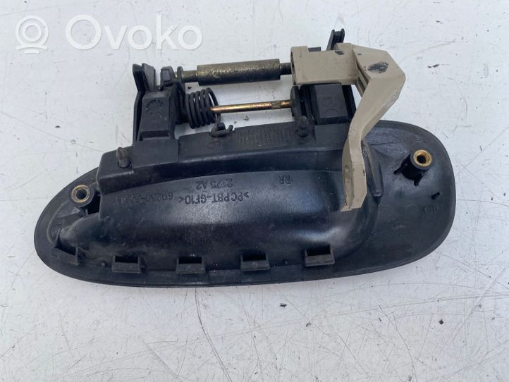 Toyota Avensis T220 Takaoven ulkokahva 6923005041