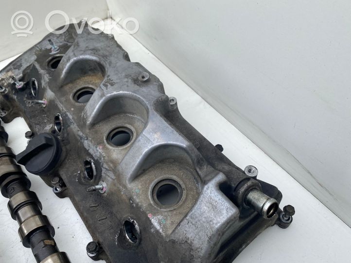 Toyota Avensis T250 Culasse moteur 112010R011