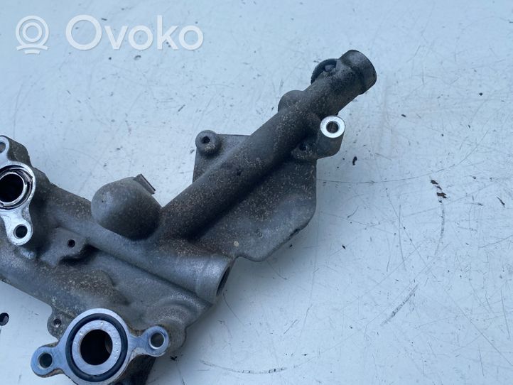 Toyota Avensis T250 Supporto di montaggio del filtro dell’olio 