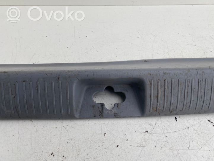 Toyota Previa (XR30, XR40) II Trunk/boot sill cover protection 6793528040