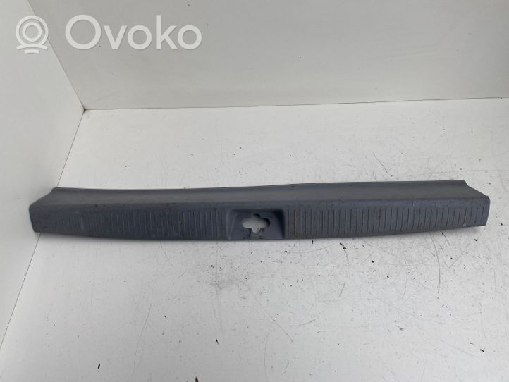 Toyota Previa (XR30, XR40) II Trunk/boot sill cover protection 6793528040