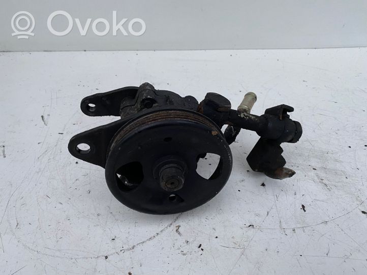 Nissan Pathfinder R51 Pompe de direction assistée 67253388