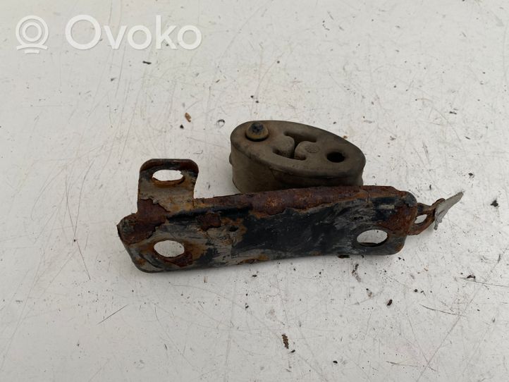 Volvo S80 Muffler mount bracket/holder 09186408
