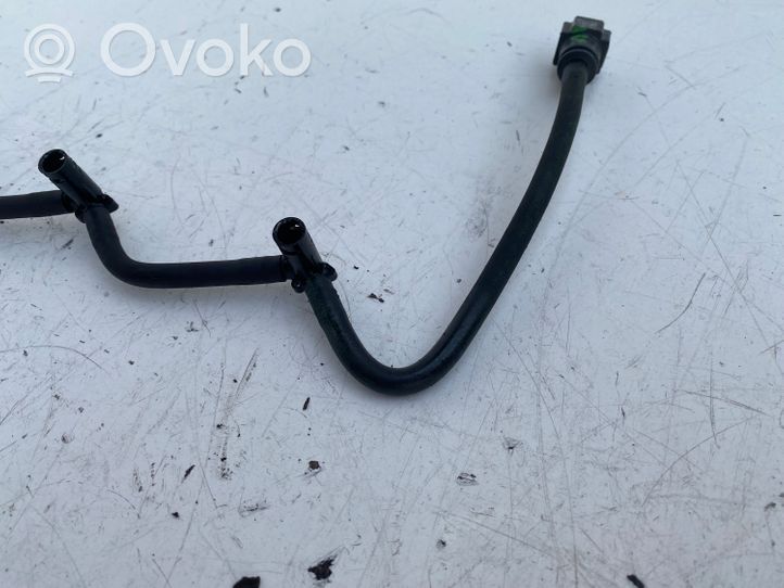 Volvo V40 Linea/tubo flessibile di ritorno del carburante 