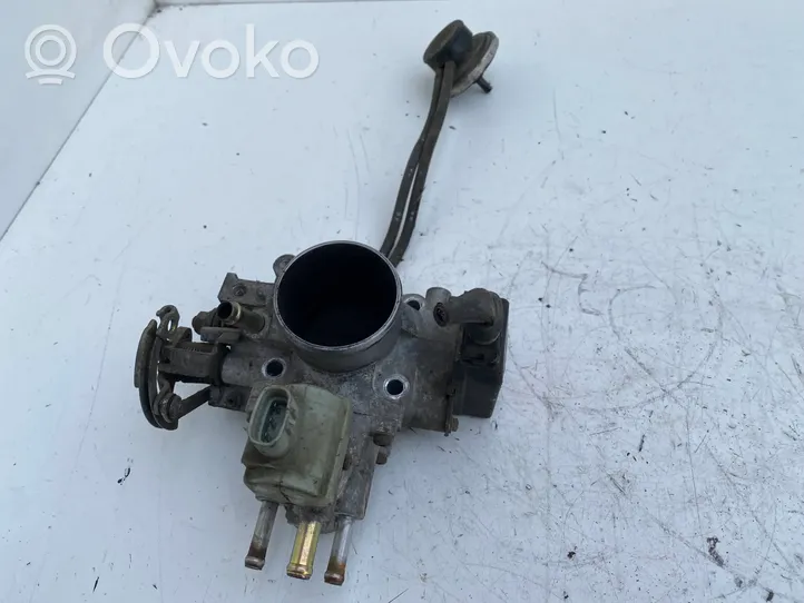 Toyota Corolla E90 Valvola a farfalla 8945232020