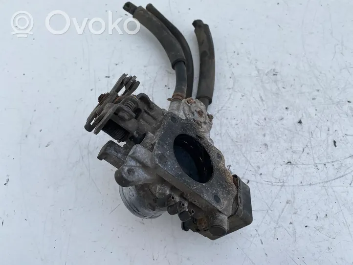 Toyota Corolla E90 Clapet d'étranglement 8945232020