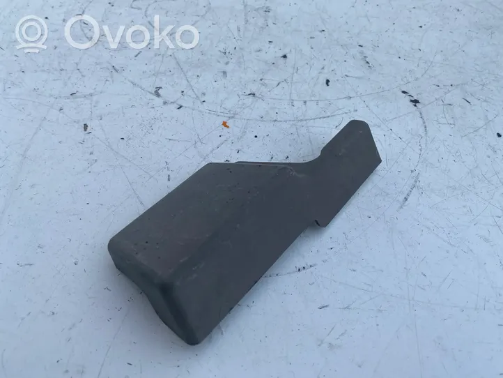 Audi A6 Allroad C5 Cache rail de siège conducteur avant 8L0881349B