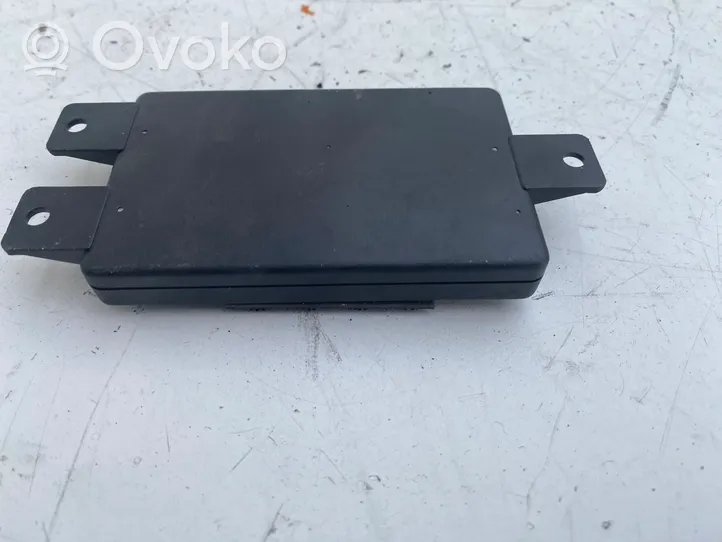 Audi A6 Allroad C5 Aerial antenna amplifier 