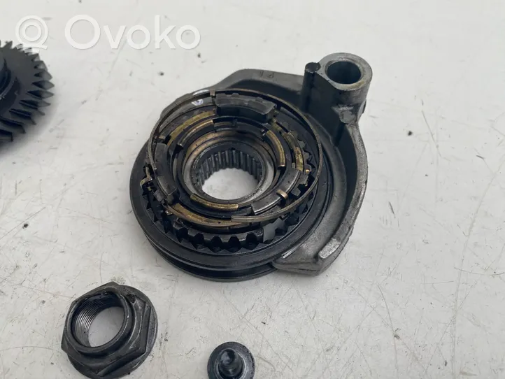 Toyota Avensis T250 Fifth/5th gear pinion 