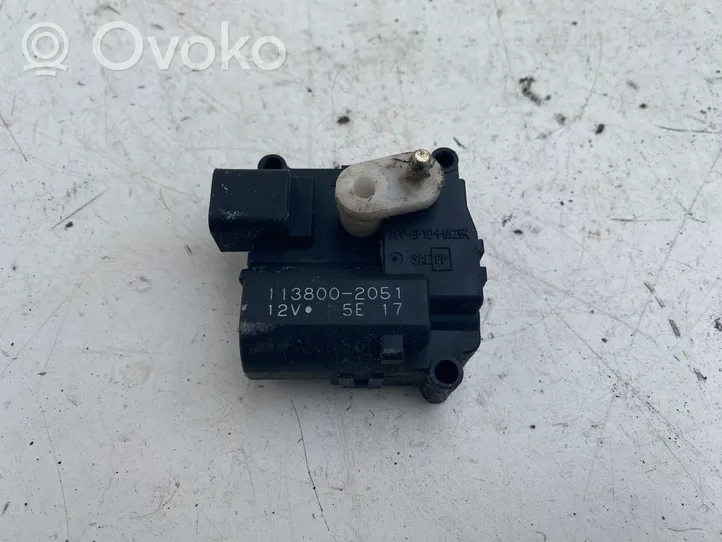 Toyota Avensis T250 Moteur / actionneur de volet de climatisation 1138002051