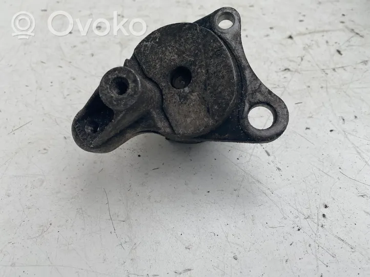 Toyota Avensis T250 Napinacz paska alternatora 