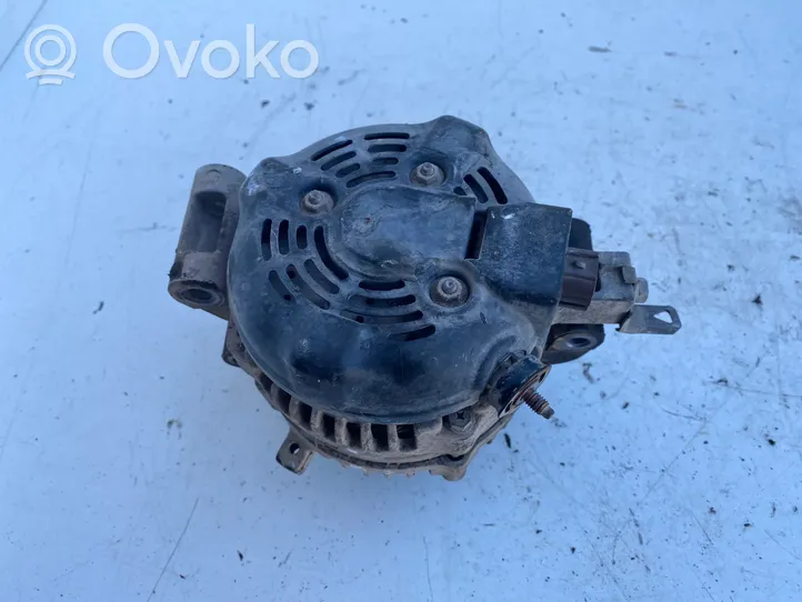 Toyota Avensis T250 Generatore/alternatore 