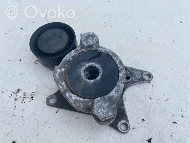 Toyota Avensis T250 Generator/alternator belt tensioner 