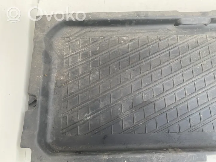 Volvo V70 Glove box in trunk 1882