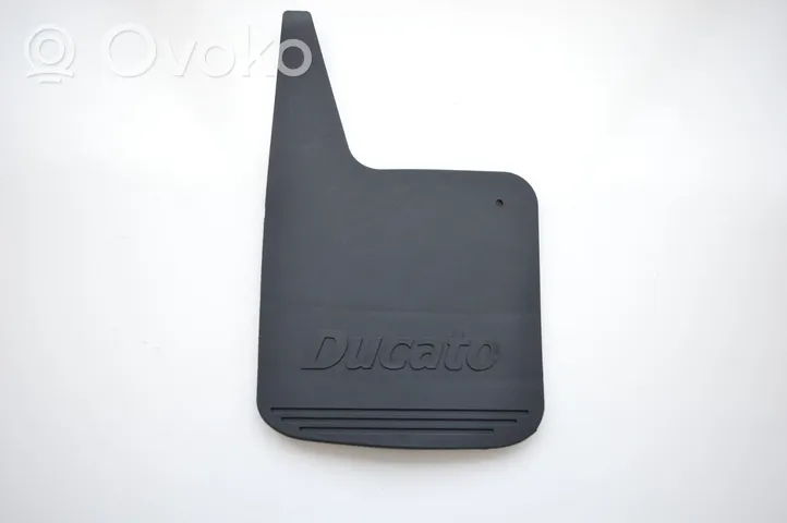 Fiat Ducato Takaroiskeläppä 50900792