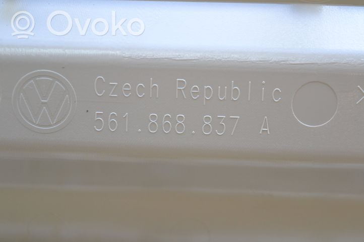 Volkswagen Jetta VI Światło fotela przedniego 561868837A