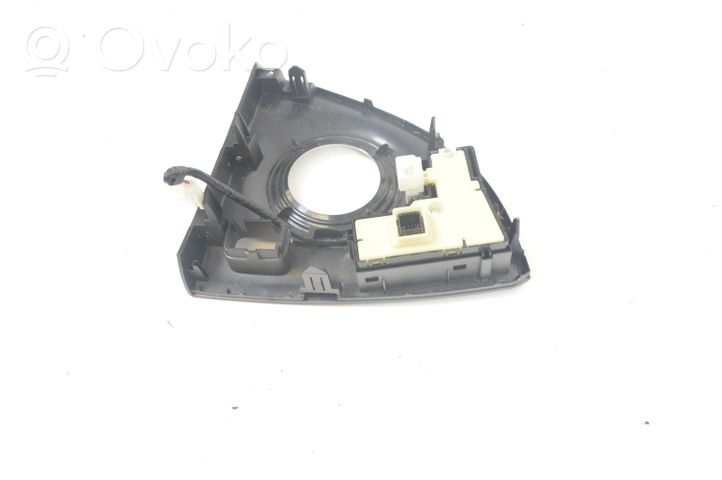 Toyota Prius (XW30) Vaihteenvalitsimen kehys verhoilu muovia 5540447020