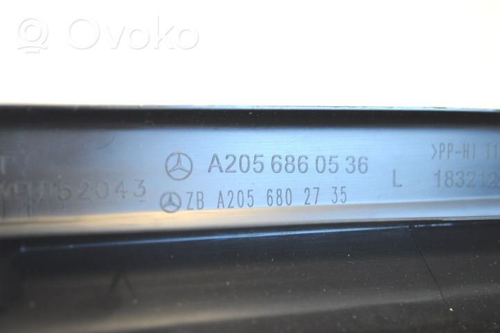 Mercedes-Benz C W205 Slenksčių apdailų komplektas (vidinis) 