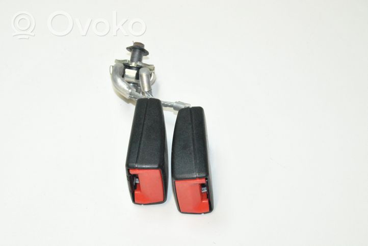 Volkswagen Golf VI Middle seatbelt buckle (rear) 1K0857739M