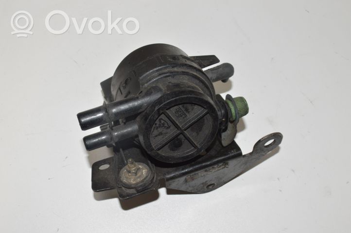 Hyundai Santa Fe Vacuum pump W4E9C915AB