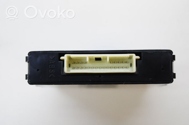 Lexus RX 330 - 350 - 400H Moduł sterowania Gateway 8911148100