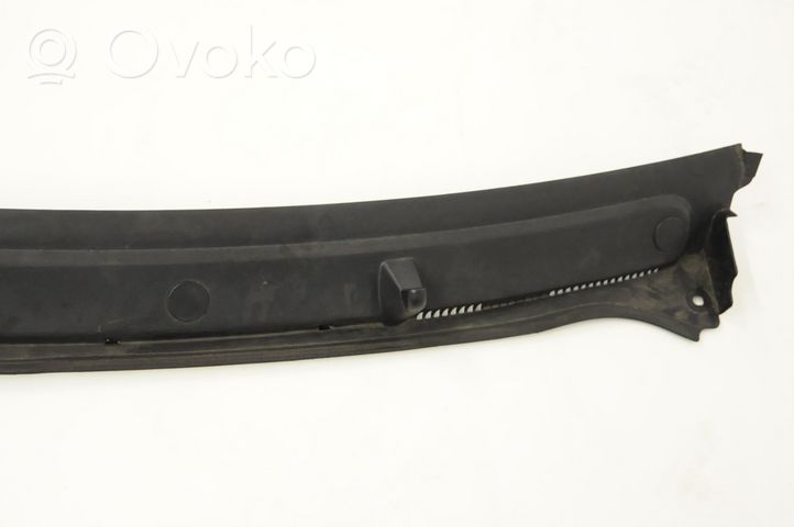 Volkswagen Cross Polo Rivestimento del tergicristallo 8200020540