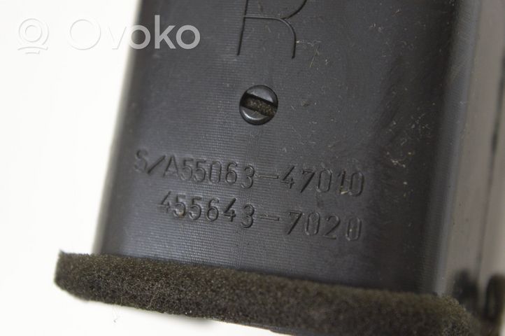 Toyota Prius (NHW20) Dysze / Kratki nawiewu deski rozdzielczej 5506247010