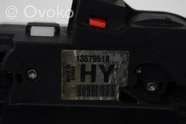 Opel Cascada Front door lock 13579518